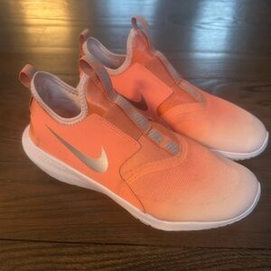 7Y Nike Flex Runner Sneakers